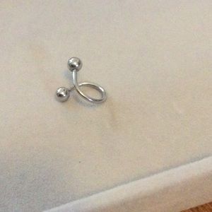 Curly belly ring